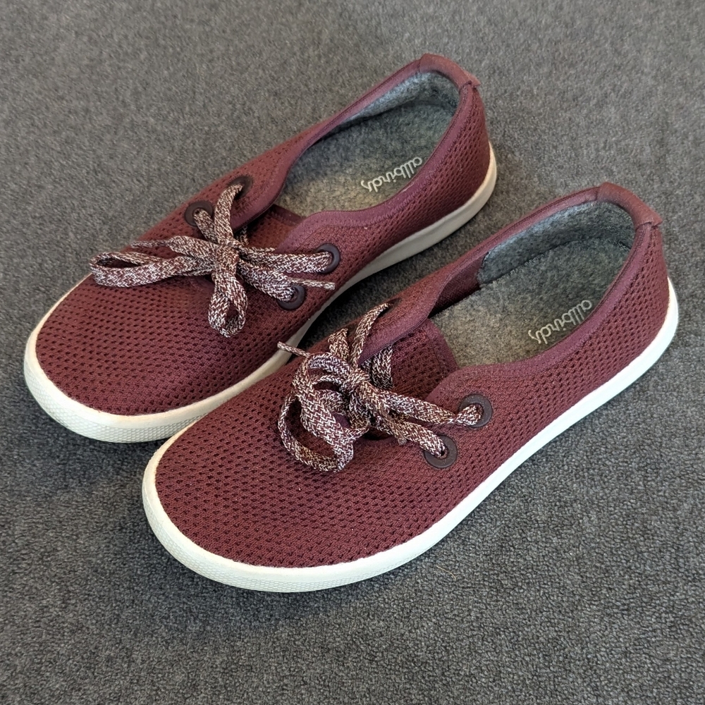 EUC Allbirds Tree Skippers Burgundy Size 7